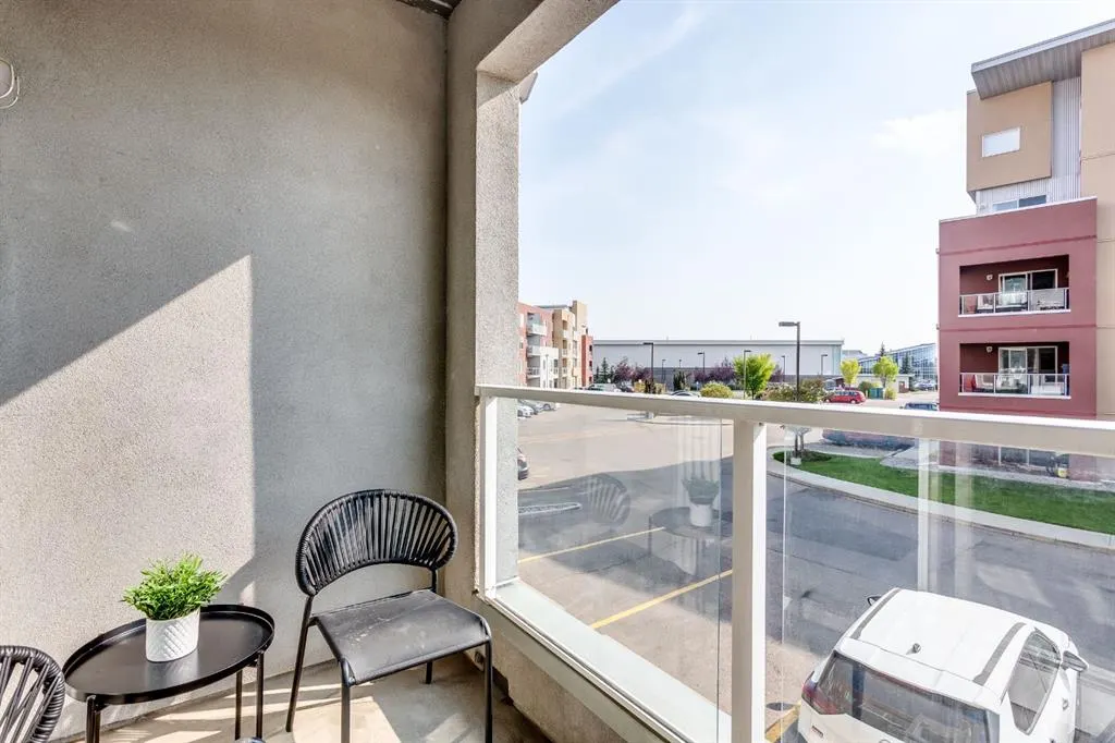 604 East Lake Boulevard NE, #2203