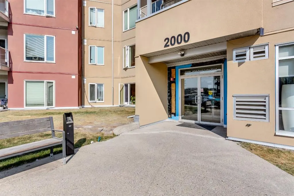 604 East Lake Boulevard NE, #2203