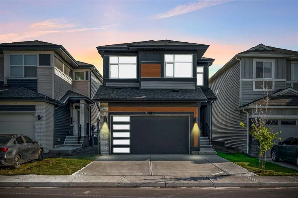313 Corner Meadows Way NE