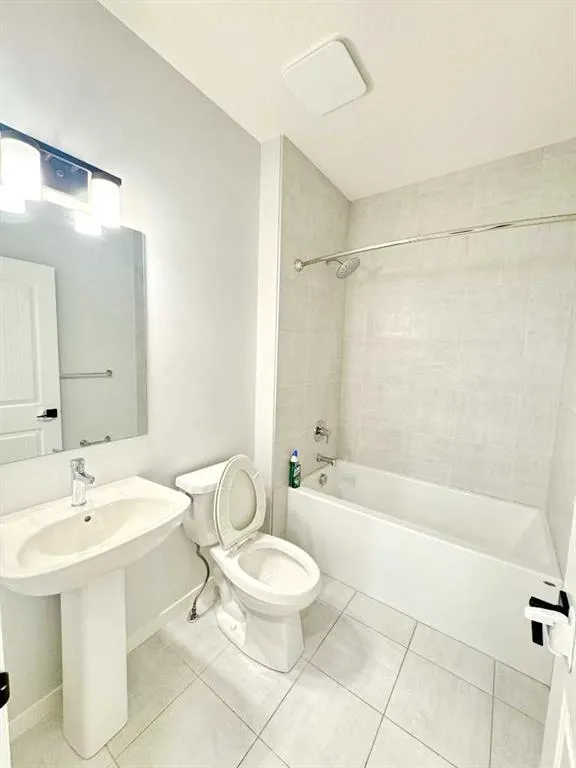 97 Cornerbrook Road NE