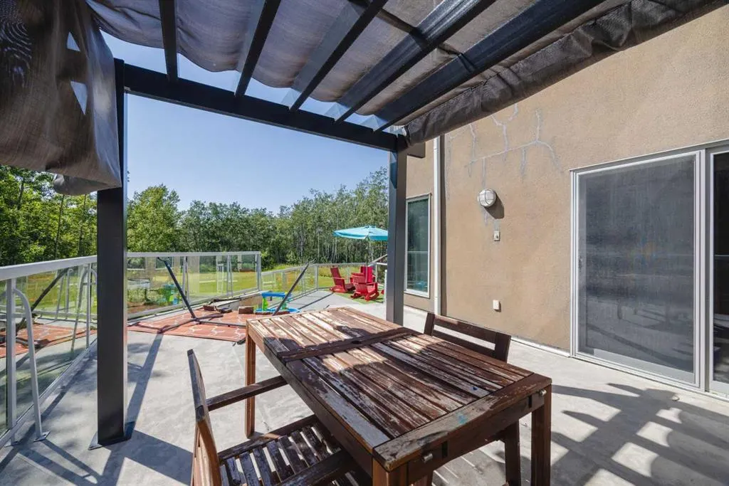 43 Westbluff Place