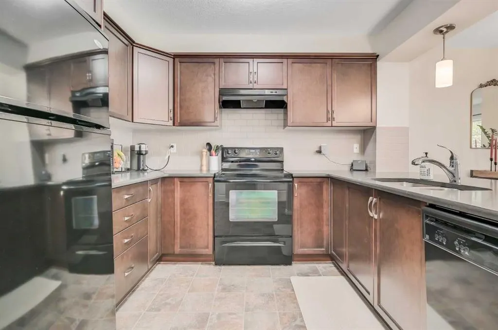 1461 Windstone Road SW