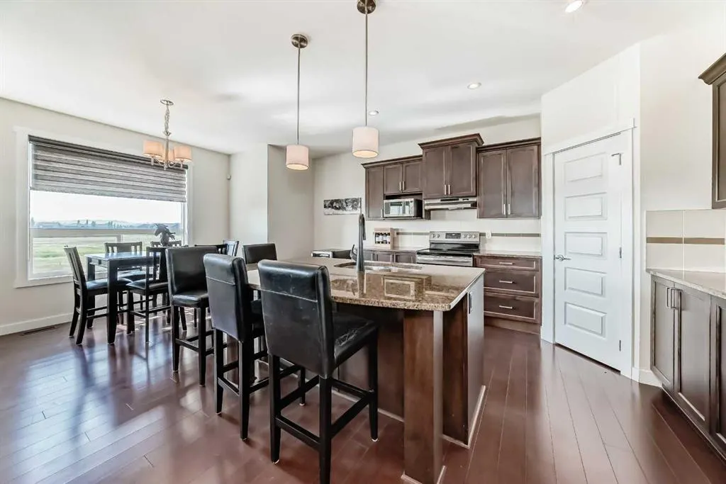 39 Williamstown Landing NW