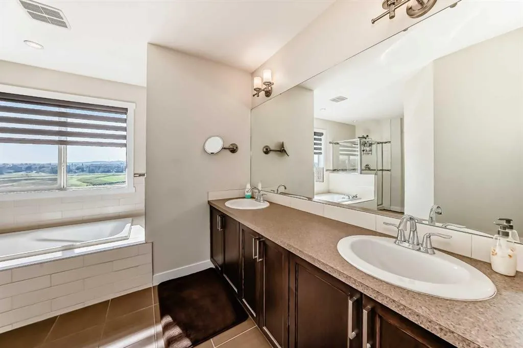 39 Williamstown Landing NW