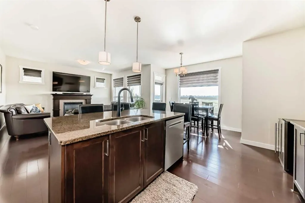 39 Williamstown Landing NW