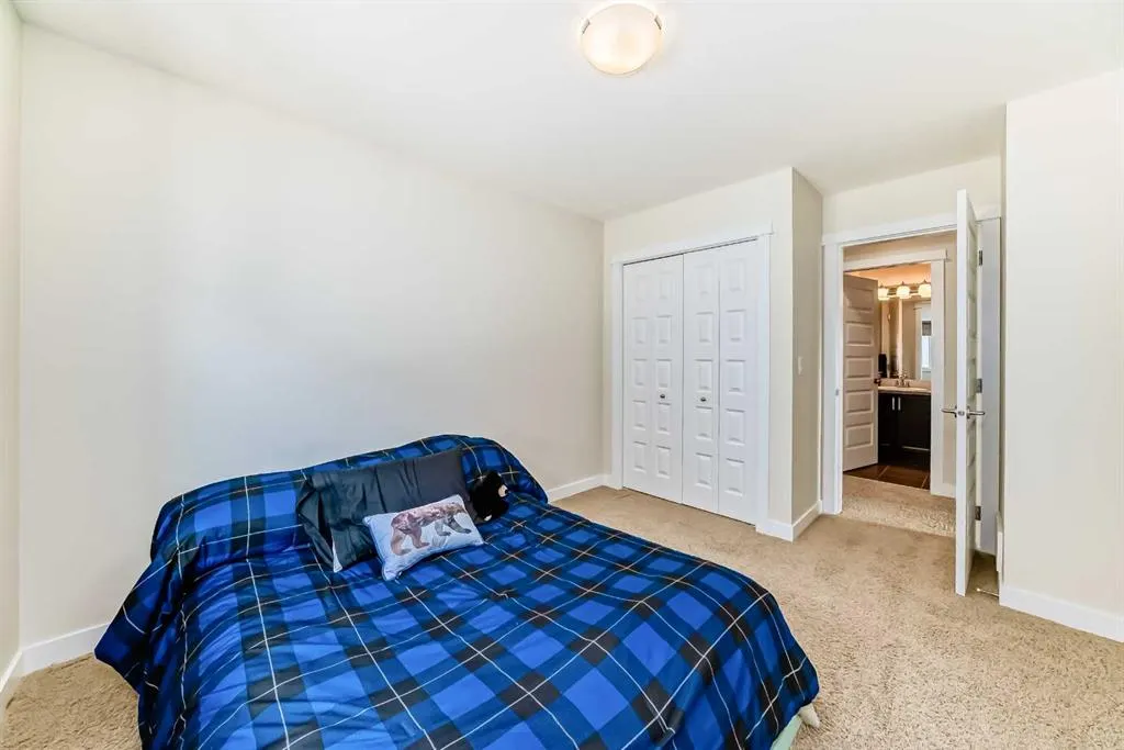 39 Williamstown Landing NW
