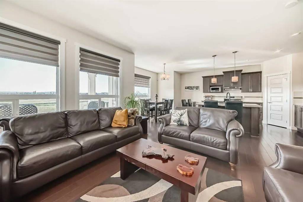 39 Williamstown Landing NW