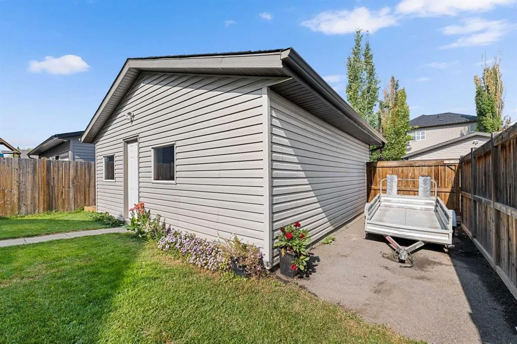 105 Elgin Meadows Circle SE
