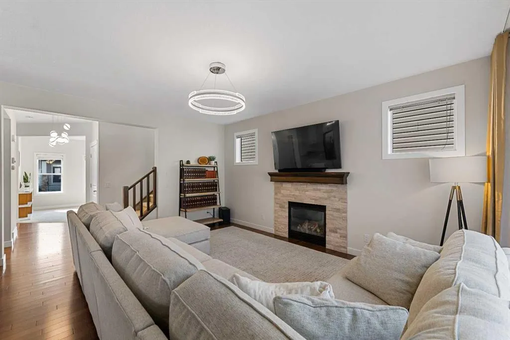 105 Elgin Meadows Circle SE