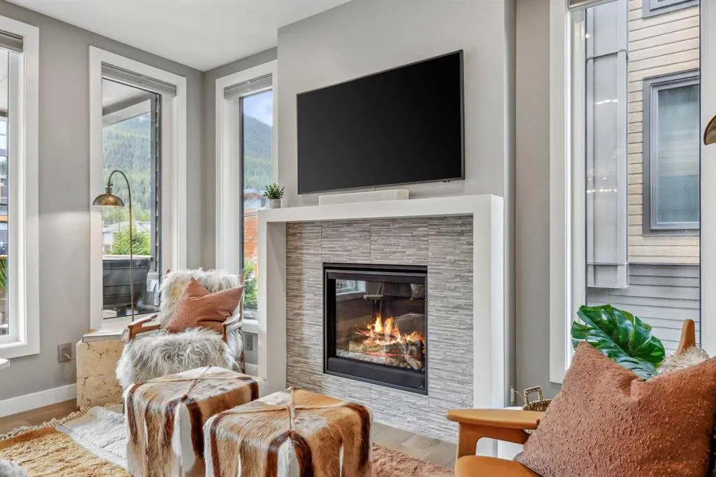 209 Stewart Creek Rise, #201H