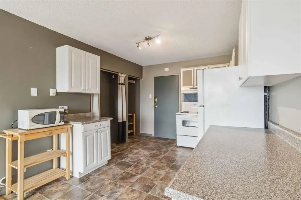 7 Clearwater Crescent, #307