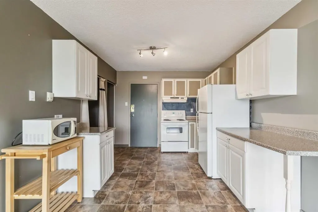 7 Clearwater Crescent, #307