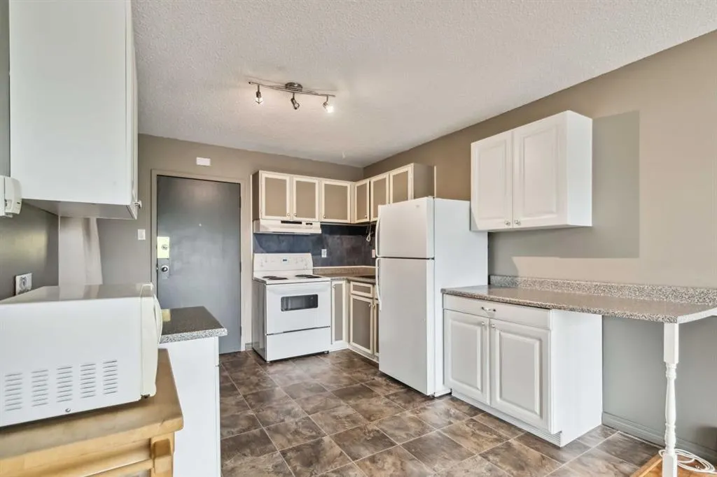 7 Clearwater Crescent, #307