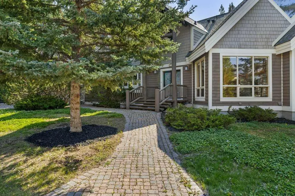 18 Canyon Road