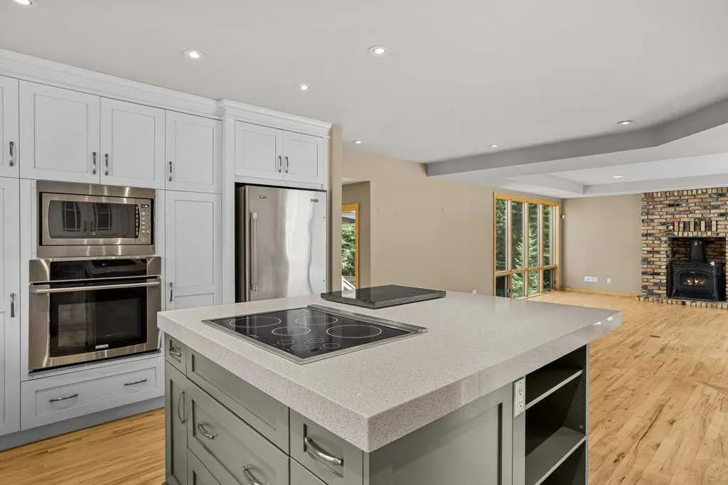 18 Canyon Road
