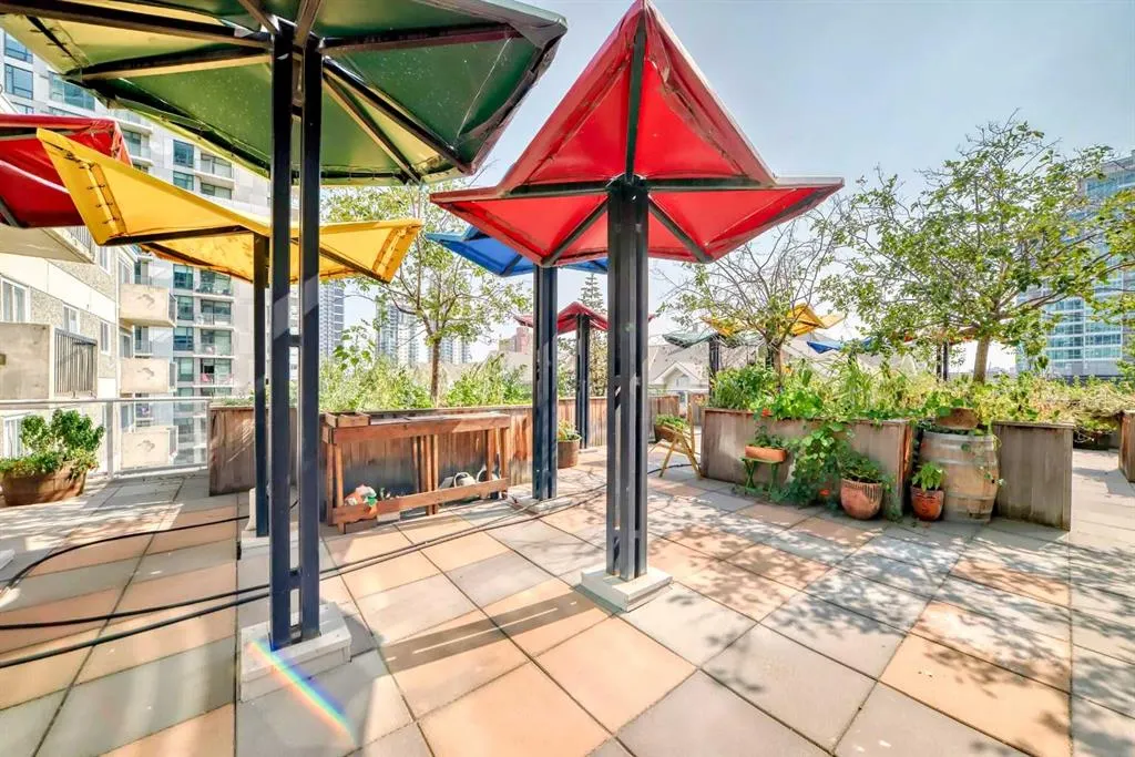 135 13 Avenue SW, #910