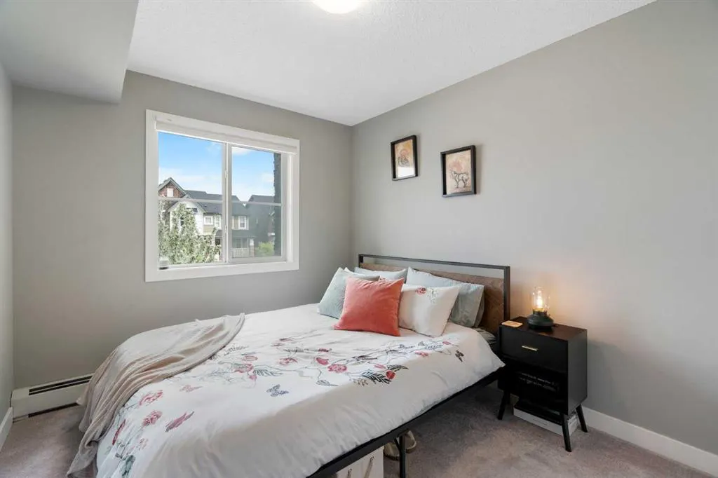 81 Legacy Boulevard SE, #1220