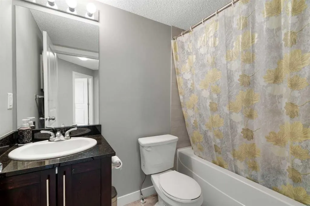 81 Legacy Boulevard SE, #1220