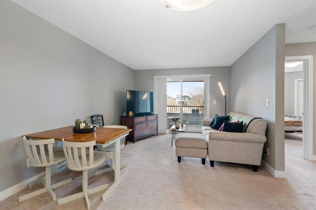 81 Legacy Boulevard SE, #1220