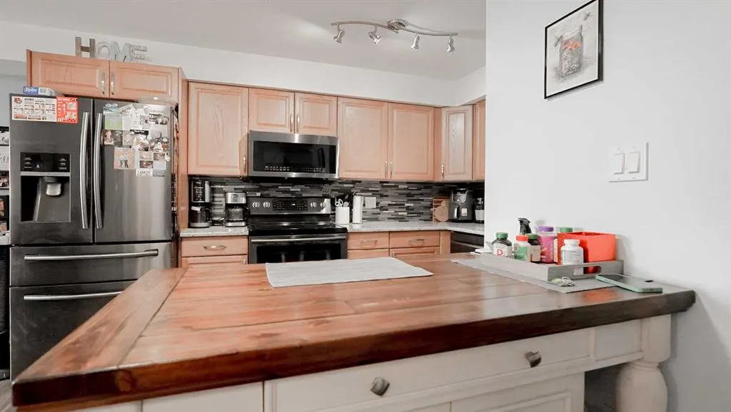 1632 Saamis Drive NW, #415