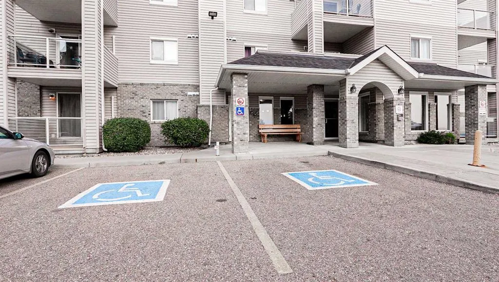 1632 Saamis Drive NW, #415