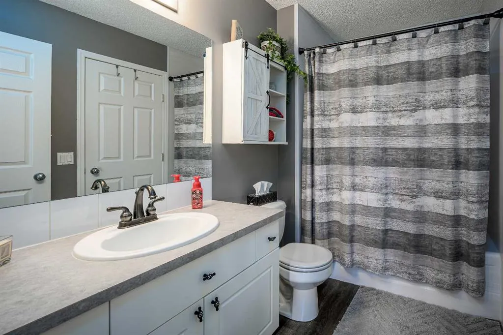 162 Citadel Mesa Close NW