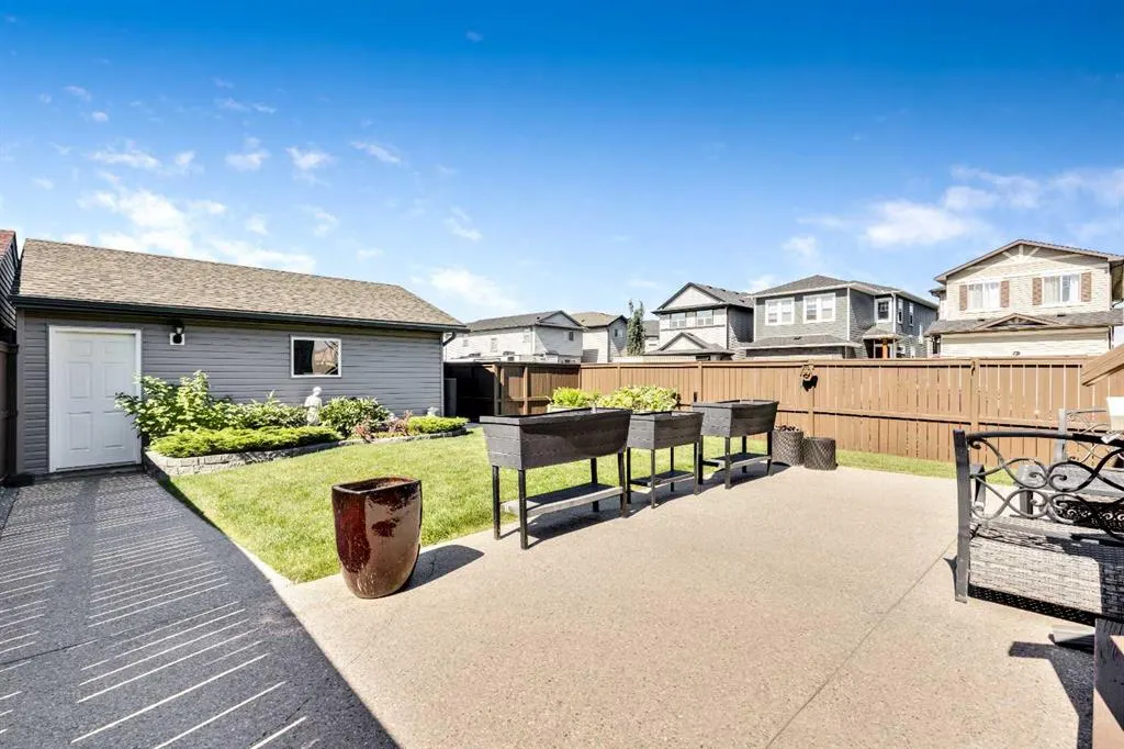 110 Covecreek Place NE