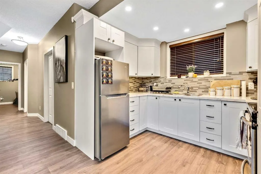 110 Covecreek Place NE