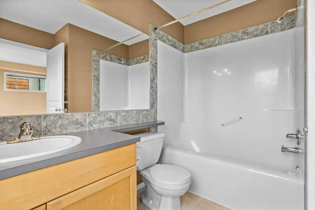 819 Wilson Way, #3