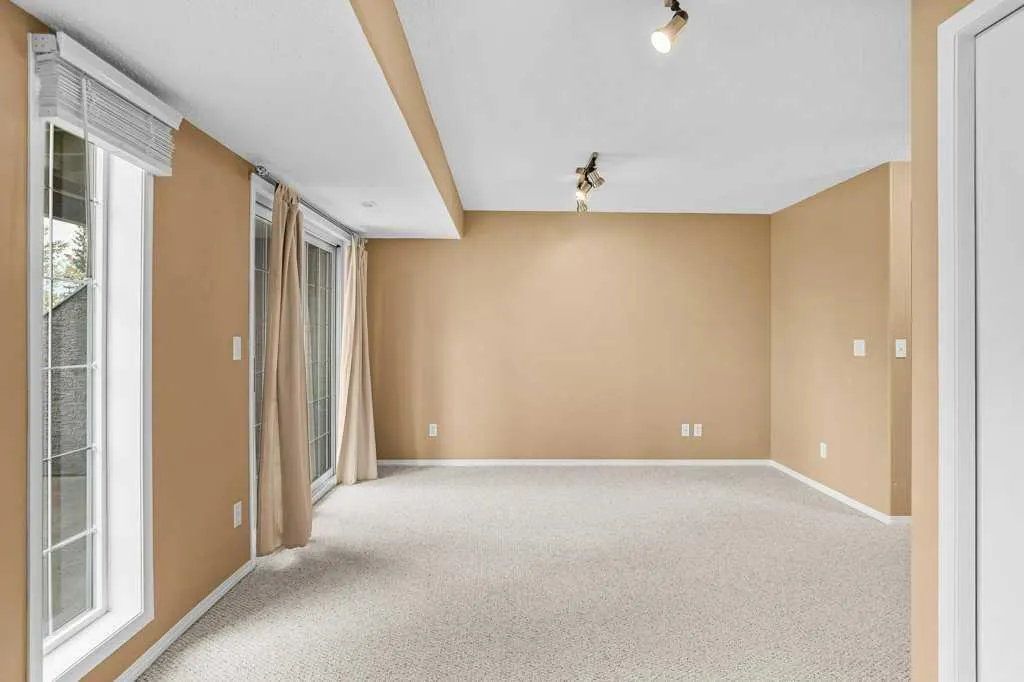 819 Wilson Way, #3