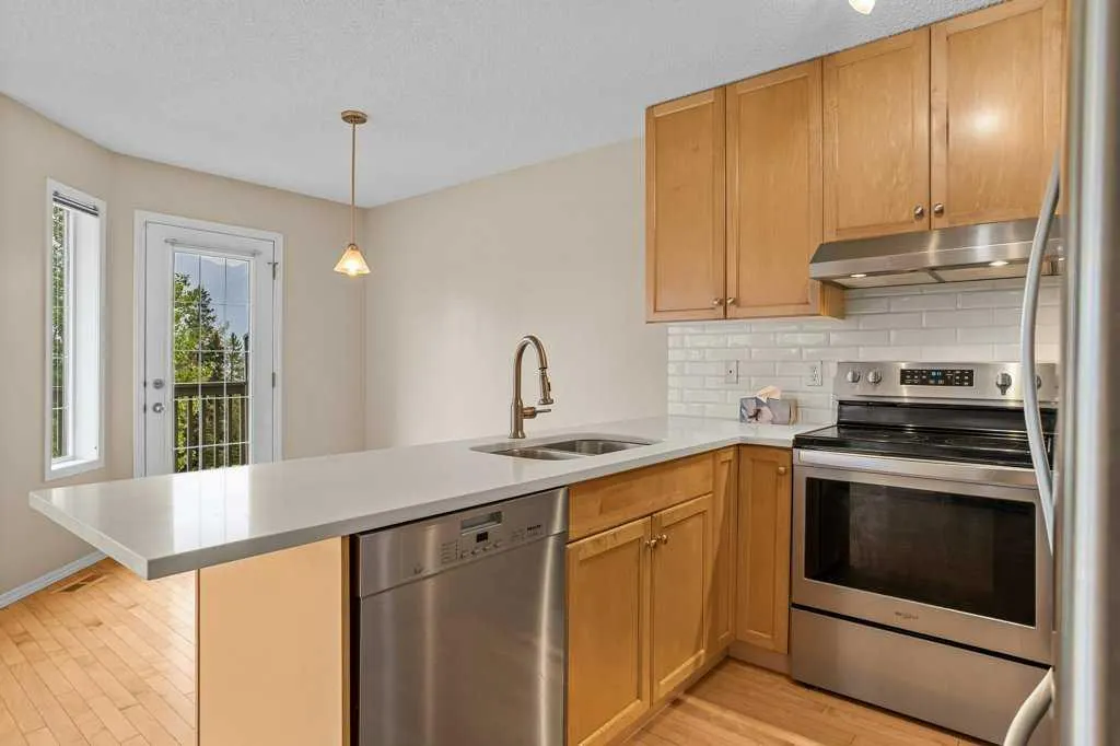 819 Wilson Way, #3