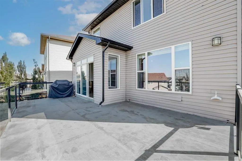 129 Pantego Bay NW
