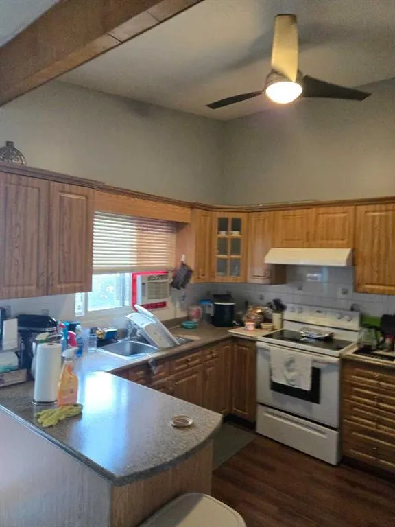 5112 Maryvale Drive NE