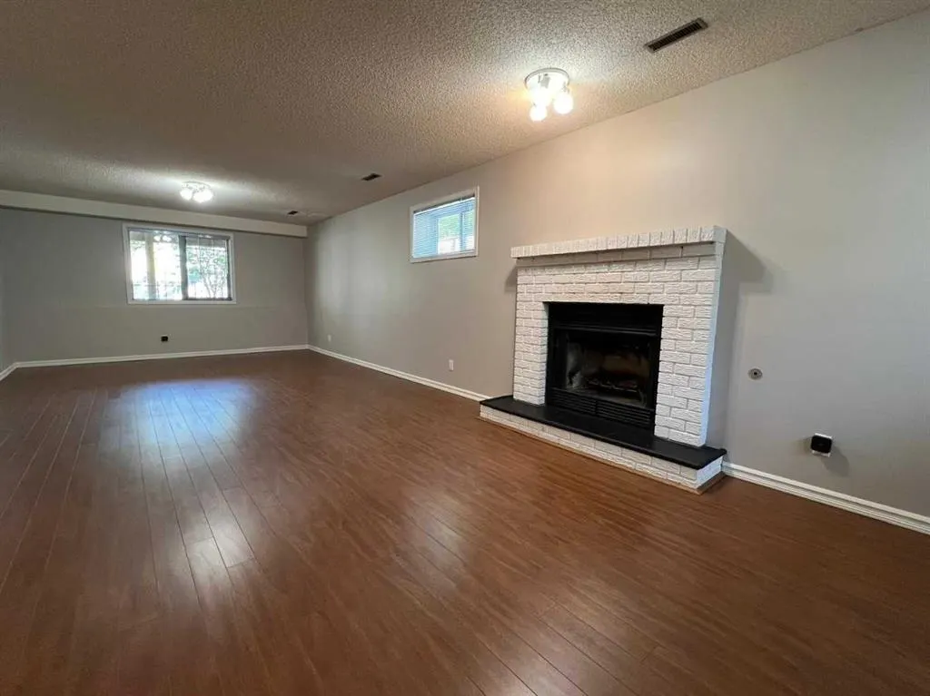 143 Harvest Glen Rise NE
