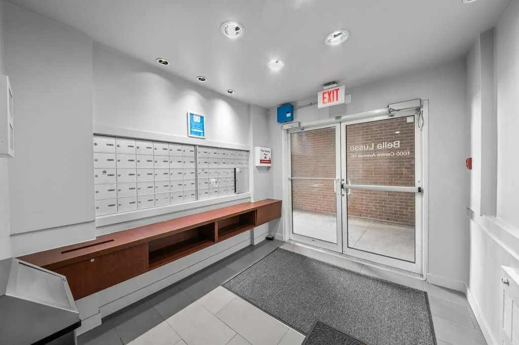 1000 Centre Avenue NE, #307