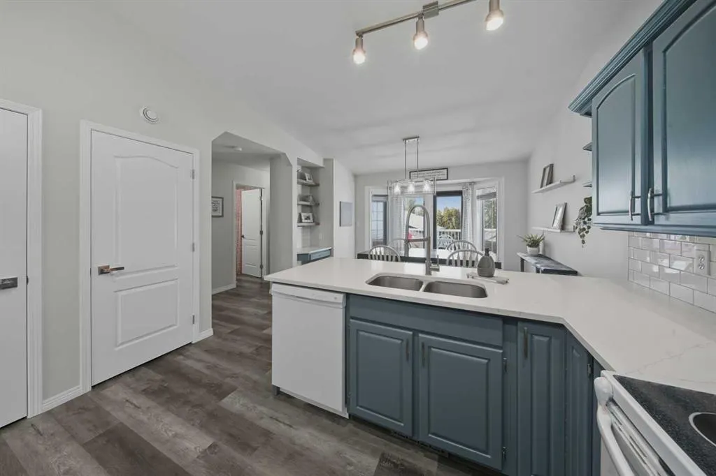 105 Darling Crescent