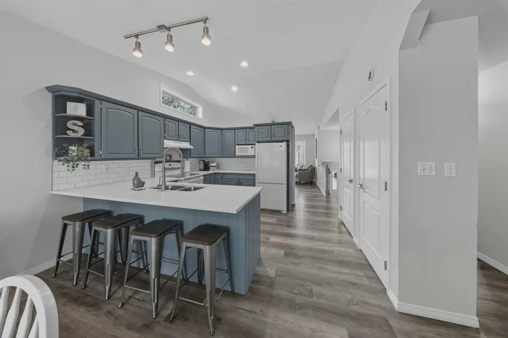 105 Darling Crescent