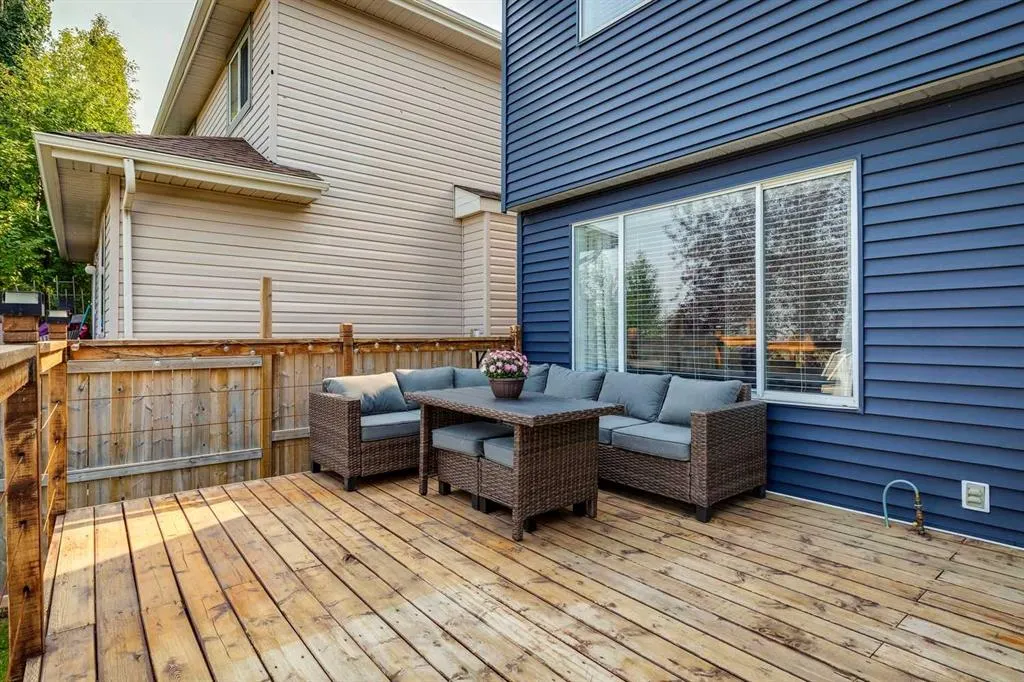 157 Chaparral Court SE