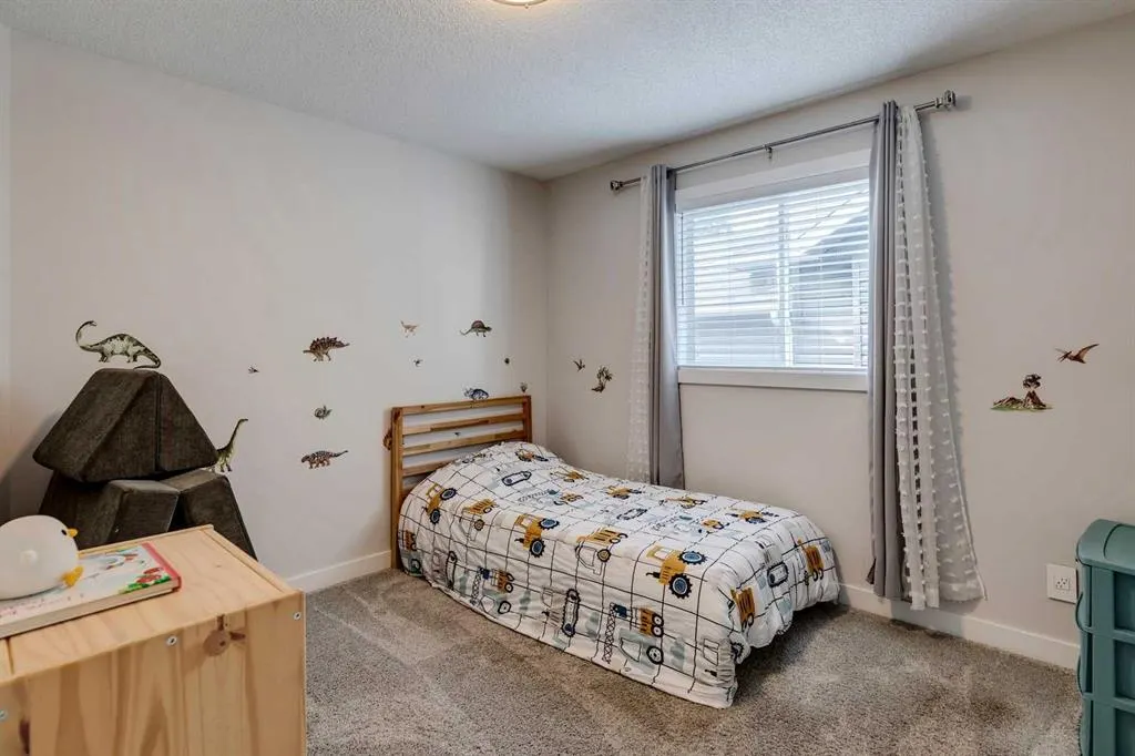 157 Chaparral Court SE