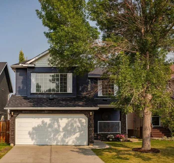 157 Chaparral Court SE