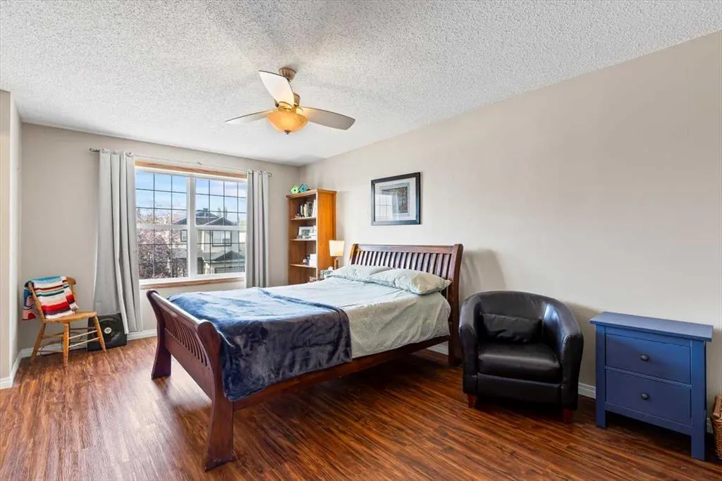 27 Tuscany Ridge Heights NW