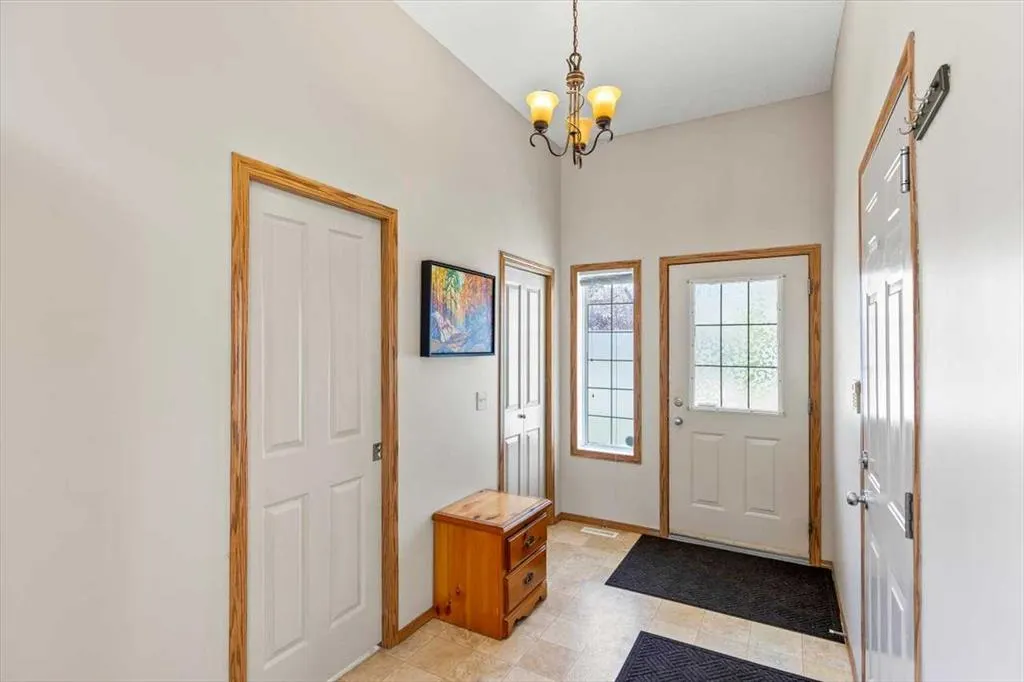 27 Tuscany Ridge Heights NW