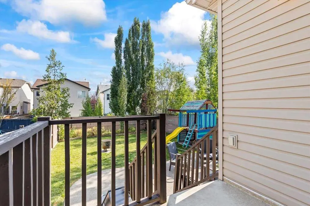 27 Tuscany Ridge Heights NW