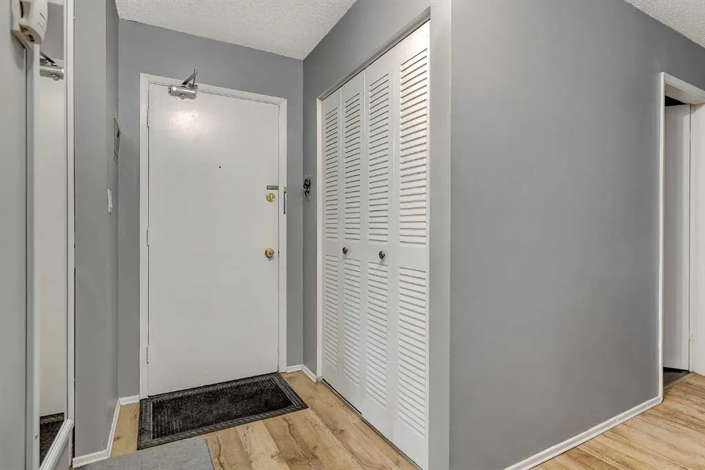 9260 108 Avenue, #108