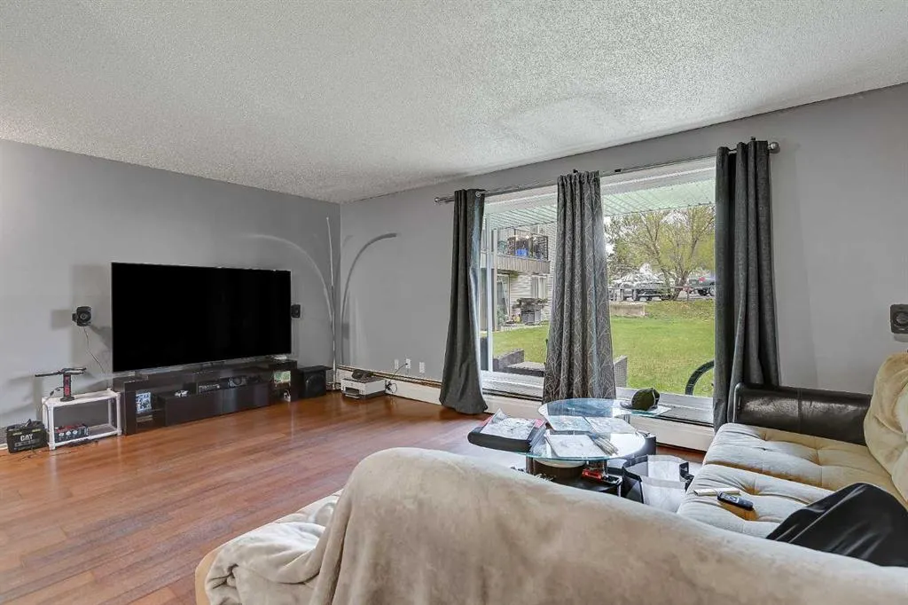 9260 108 Avenue, #108