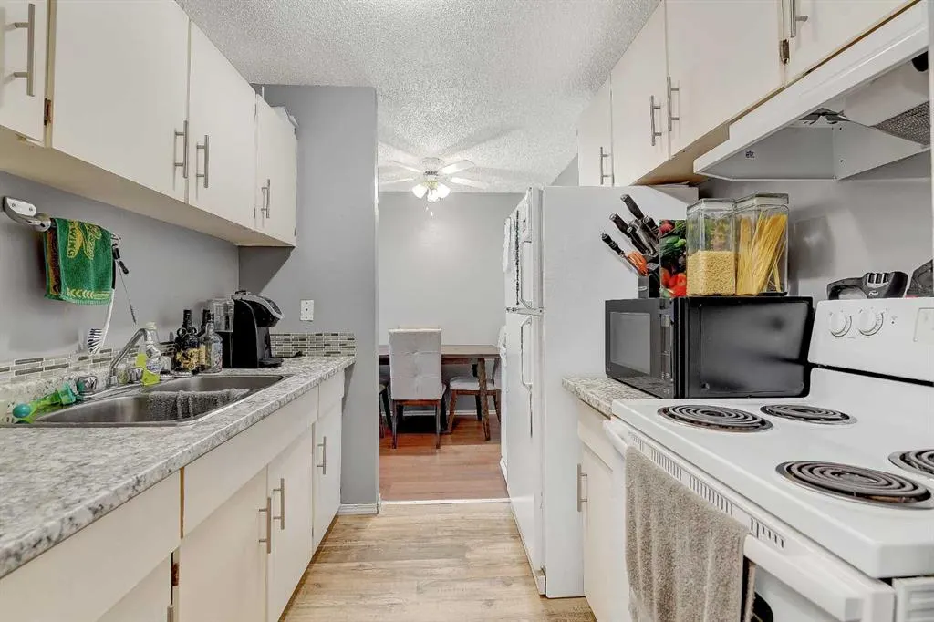 9260 108 Avenue, #108