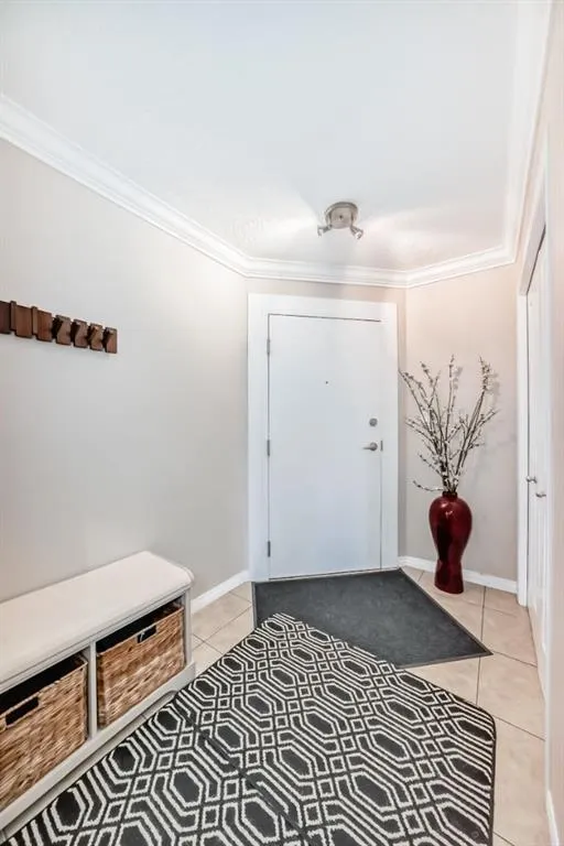 736 57 Avenue SW, #404