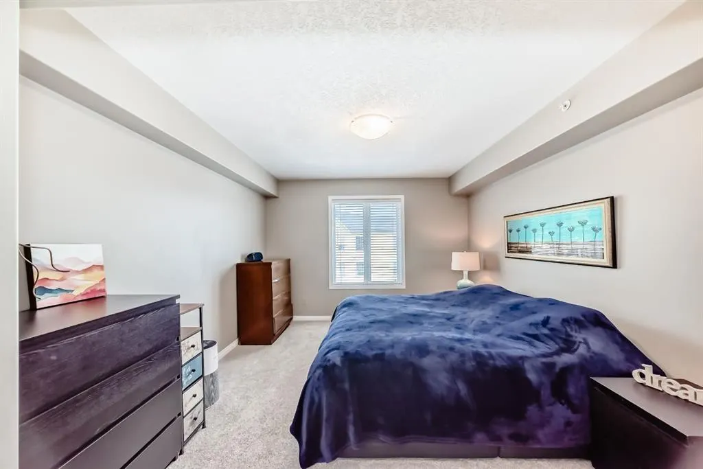 736 57 Avenue SW, #404