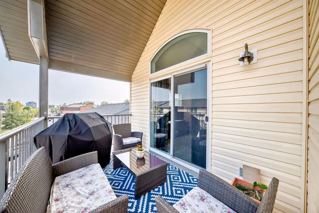 736 57 Avenue SW, #404