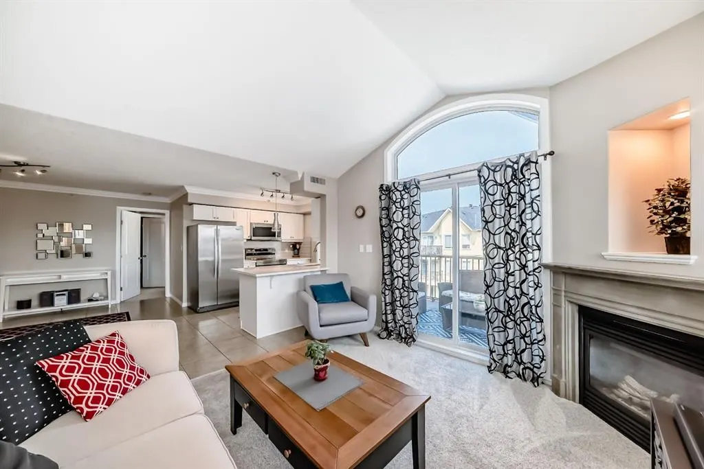 736 57 Avenue SW, #404